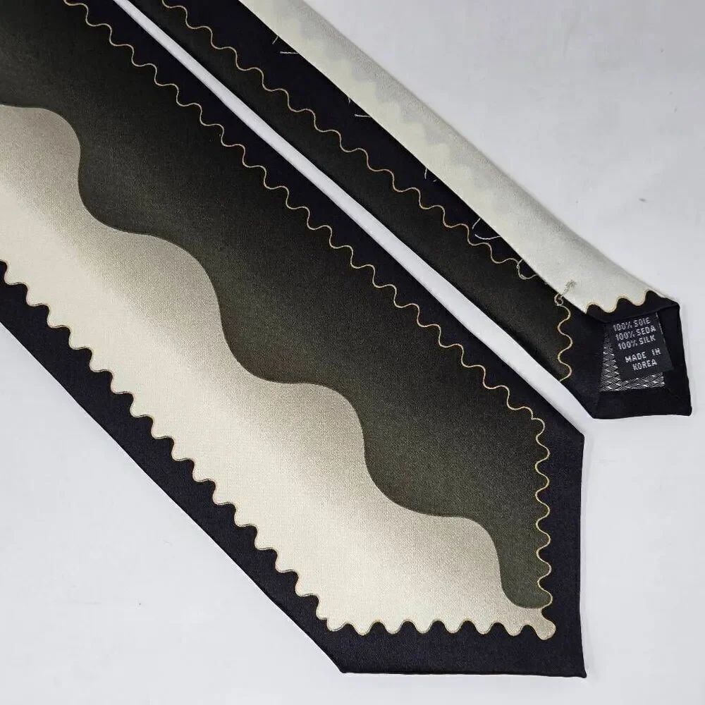 ALEXANDER JULIAN COLOURS SILK TIE BLACK CREAM OLIVE BAROQUE LUXURY 3.75" X 57"